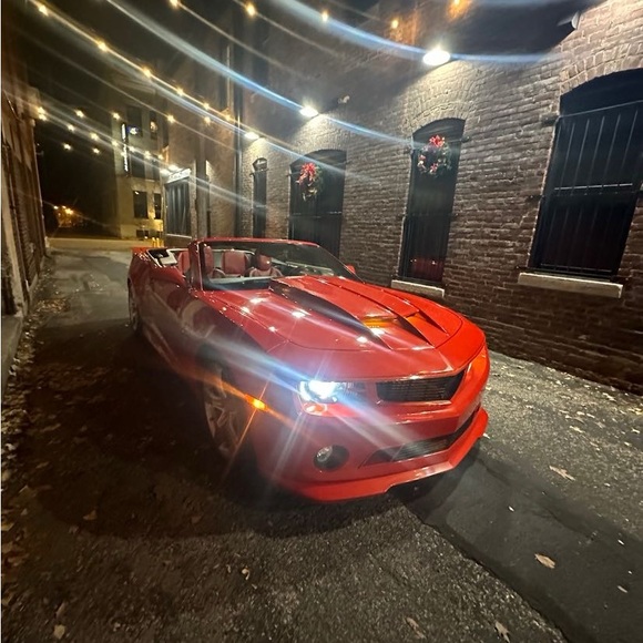 Meet your Posher, Garrytt - Picture 1 of 1